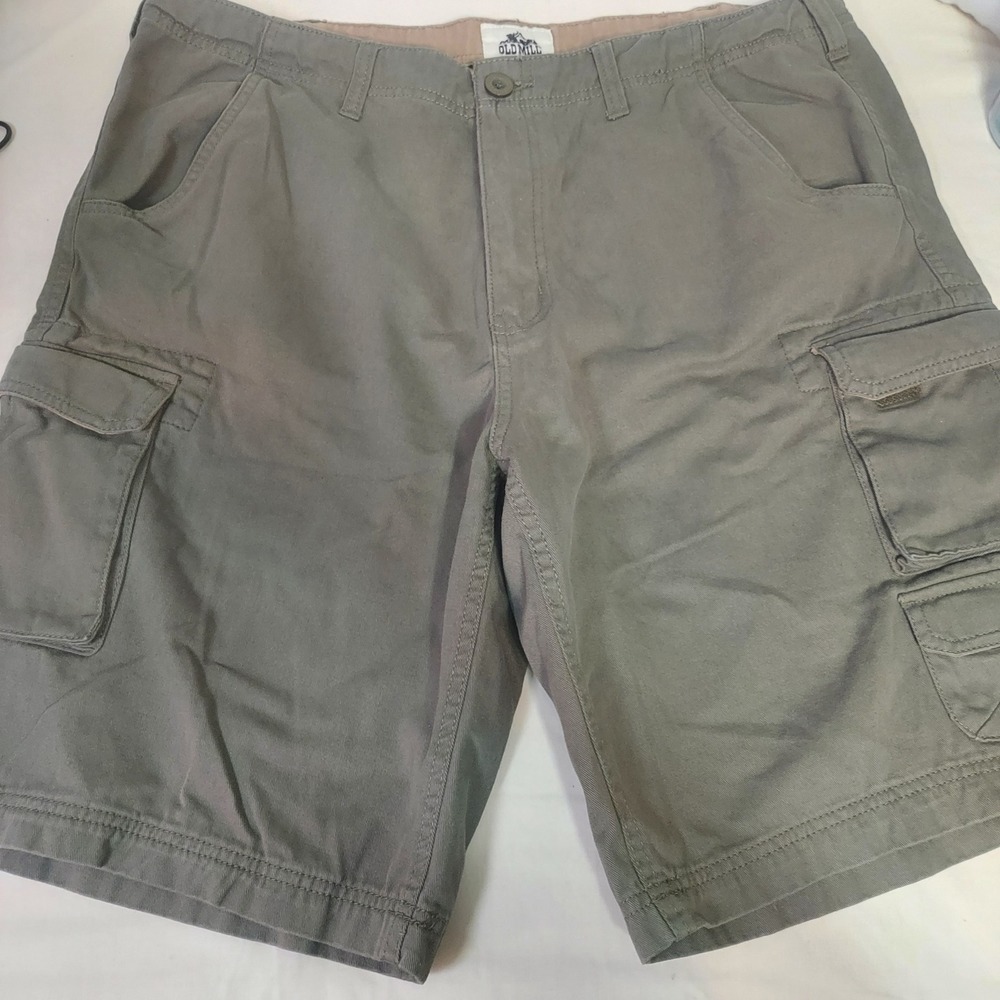 Old Mill Mens Cargo Shorts Size 38 Green Casual Outdoor Cotton Pockets‎